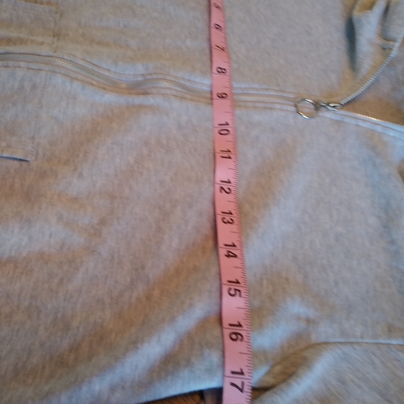 Worn once. Zip up hoodie - Picture 4 of 5